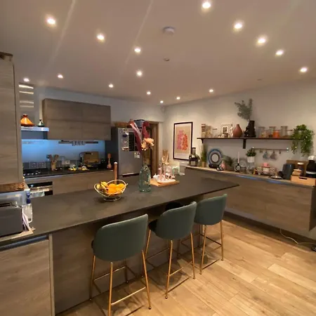 Quiet Exceptional View And Its Exterior Villa *